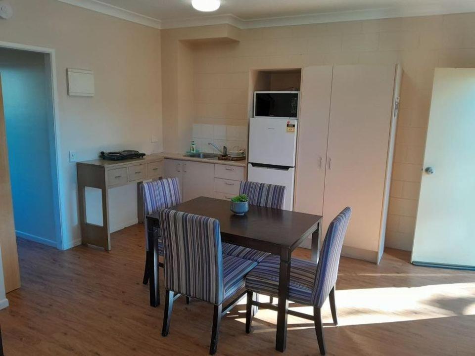 Edmonton Lodge מראה חיצוני תמונה